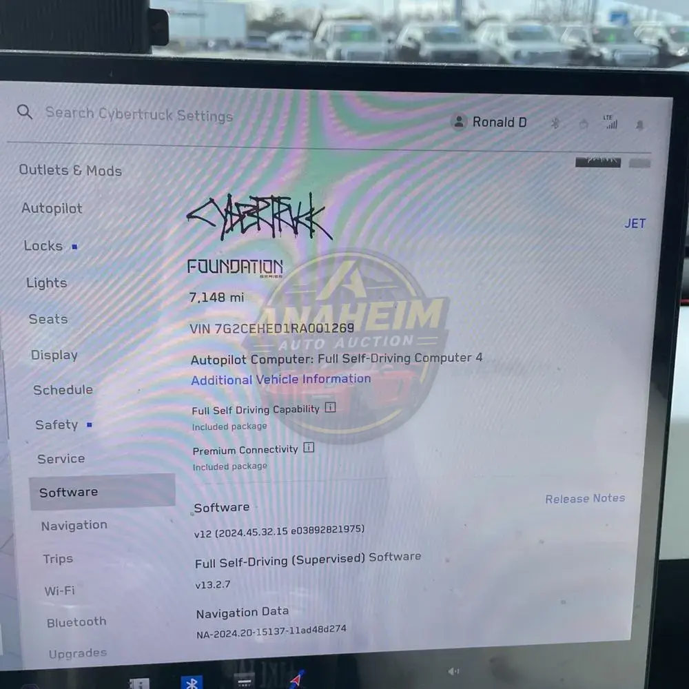 2024 Tesla Cybertruck Base
