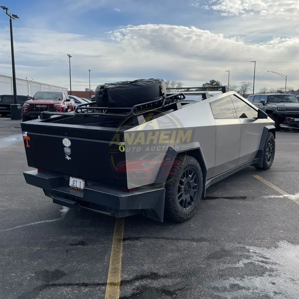 2024 Tesla Cybertruck Base