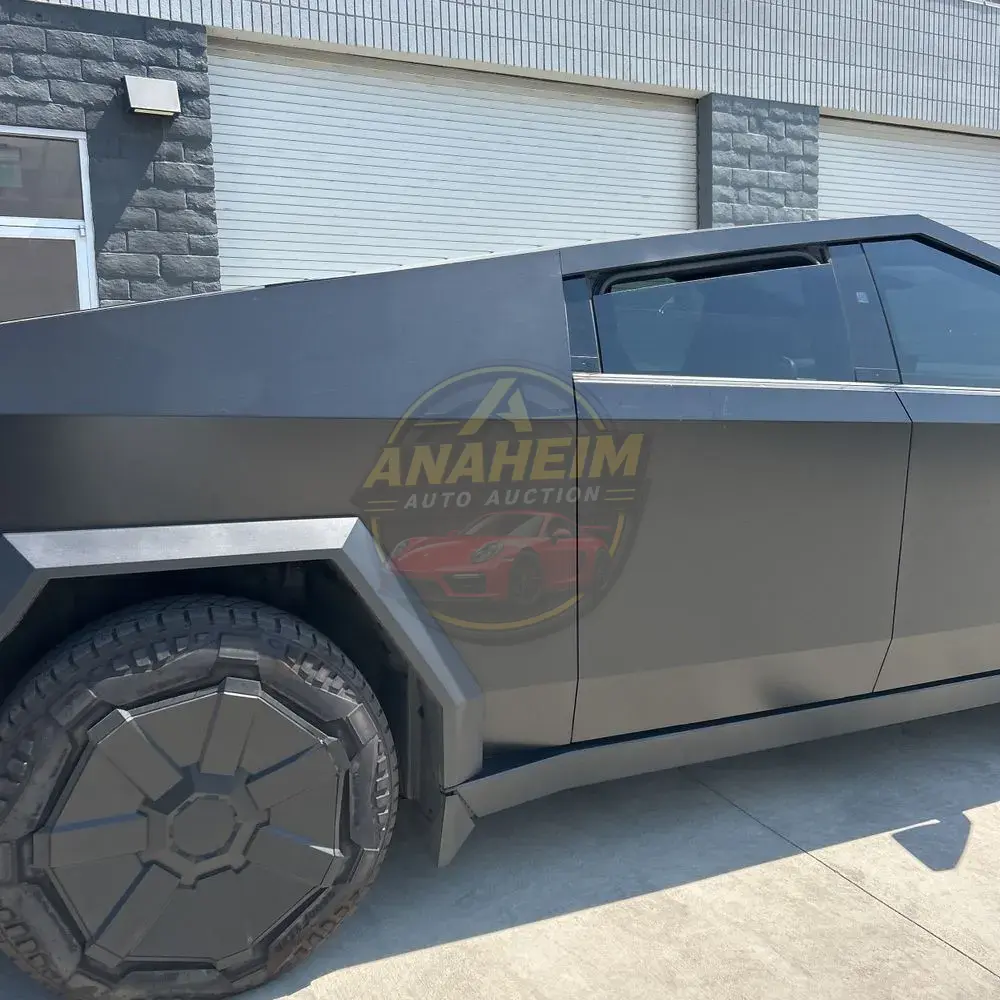 2024 Tesla Cybertruck Base