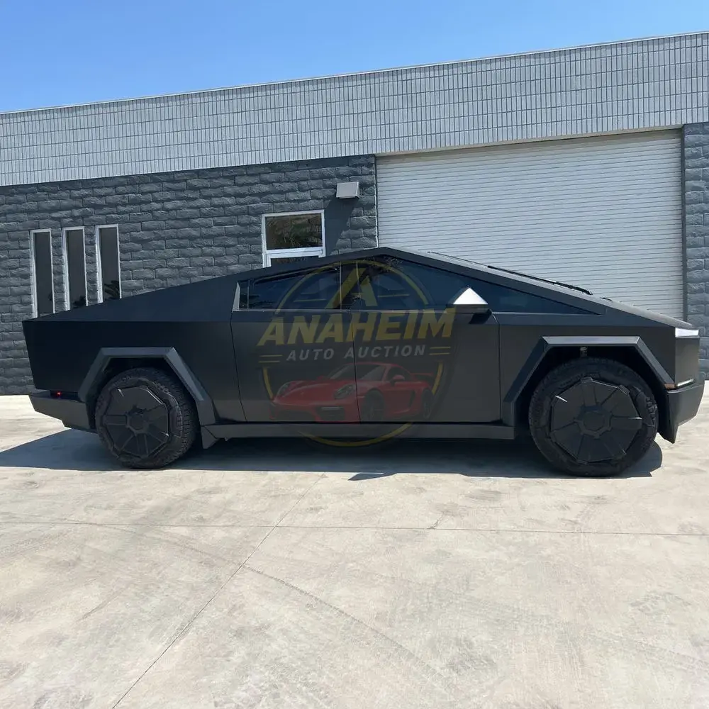2024 Tesla Cybertruck Base