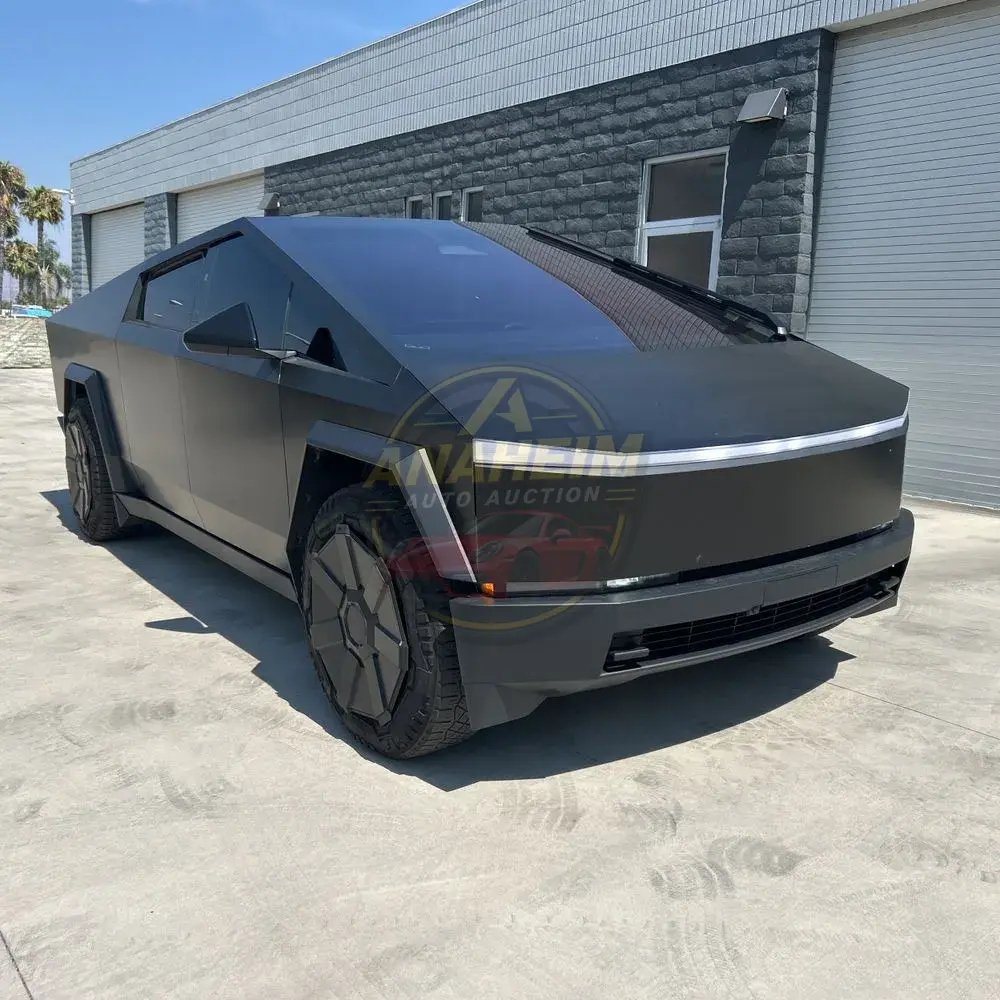 2024 Tesla Cybertruck Base