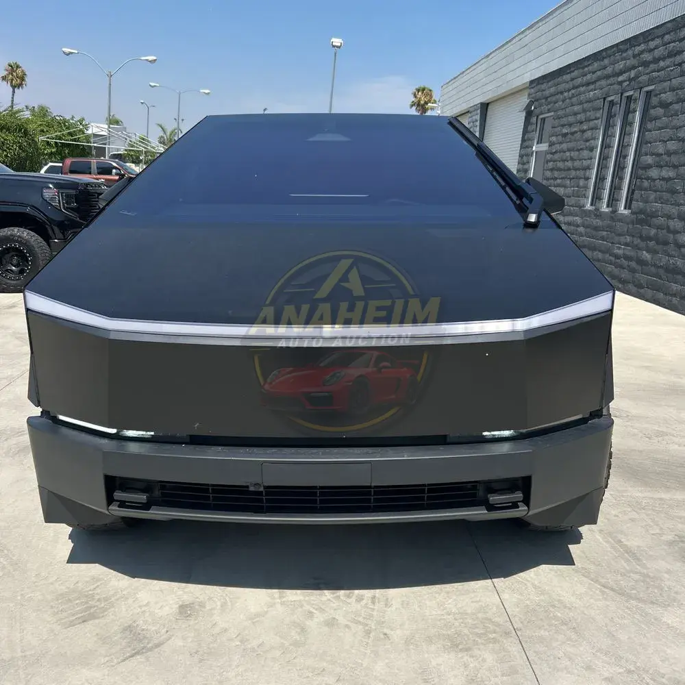 2024 Tesla Cybertruck Base