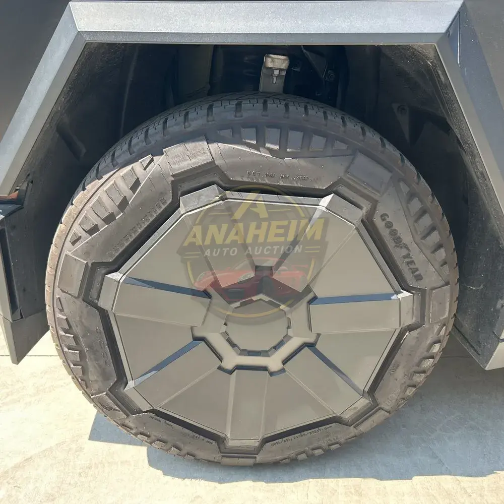 2024 Tesla Cybertruck Base