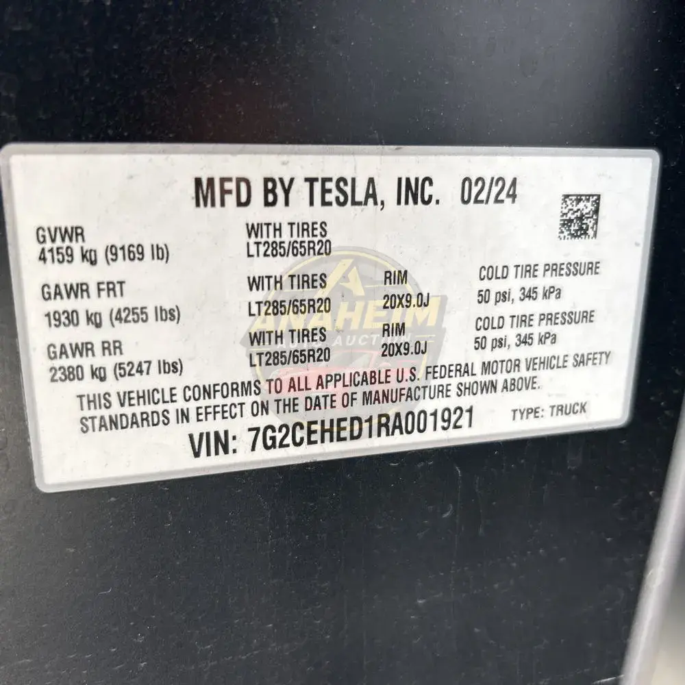 2024 Tesla Cybertruck Base