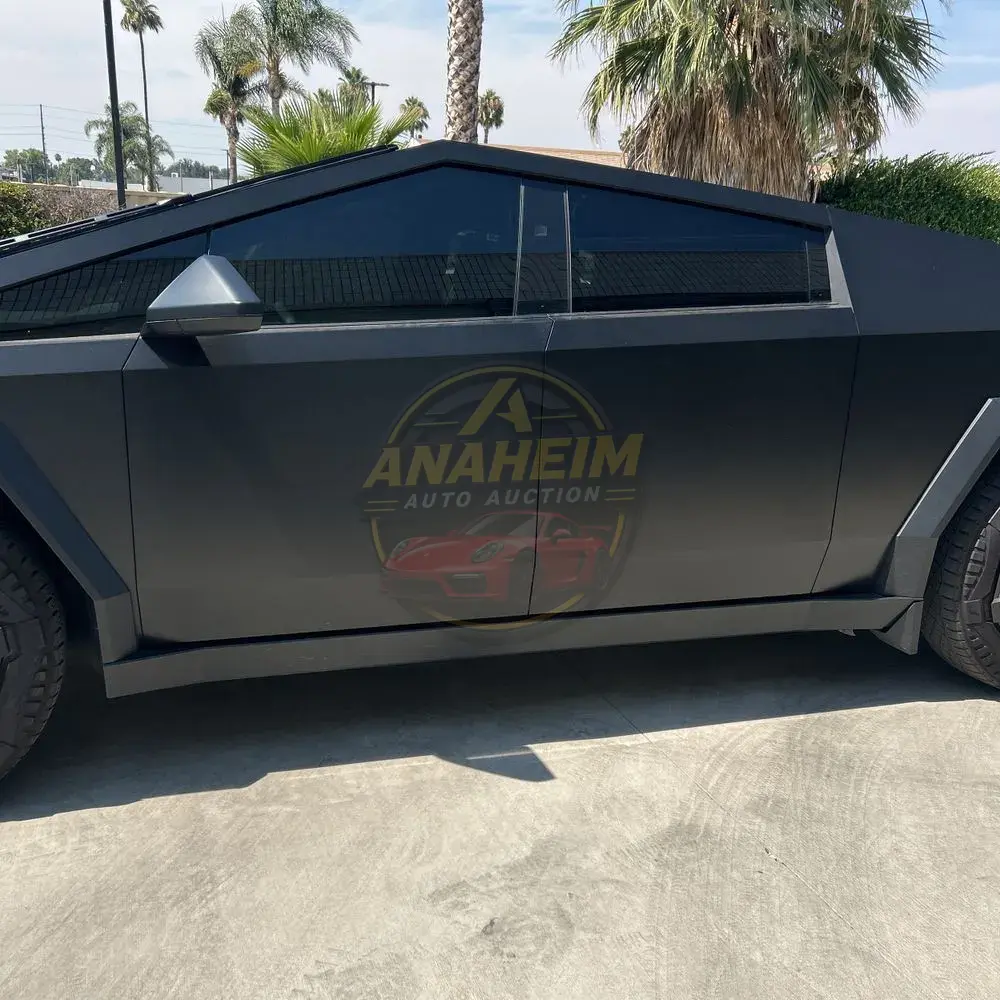 2024 Tesla Cybertruck Base