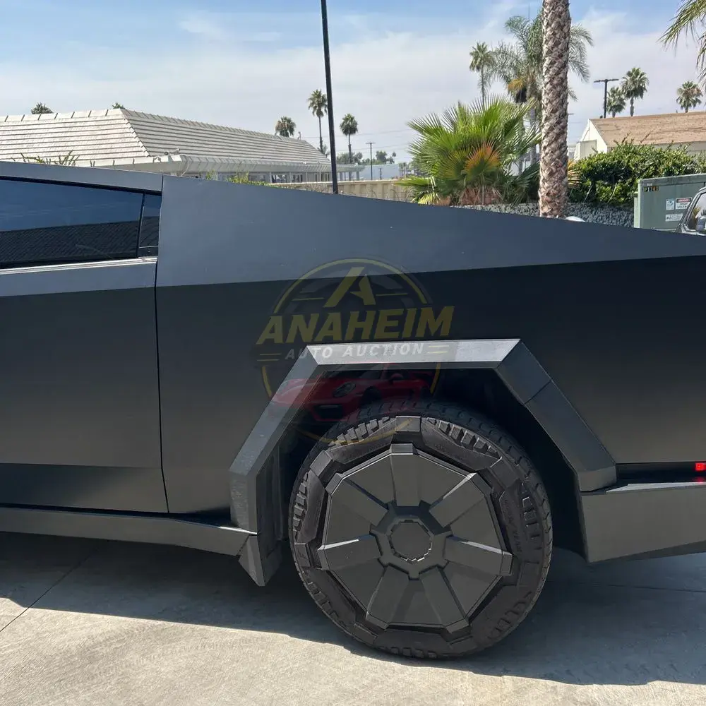 2024 Tesla Cybertruck Base