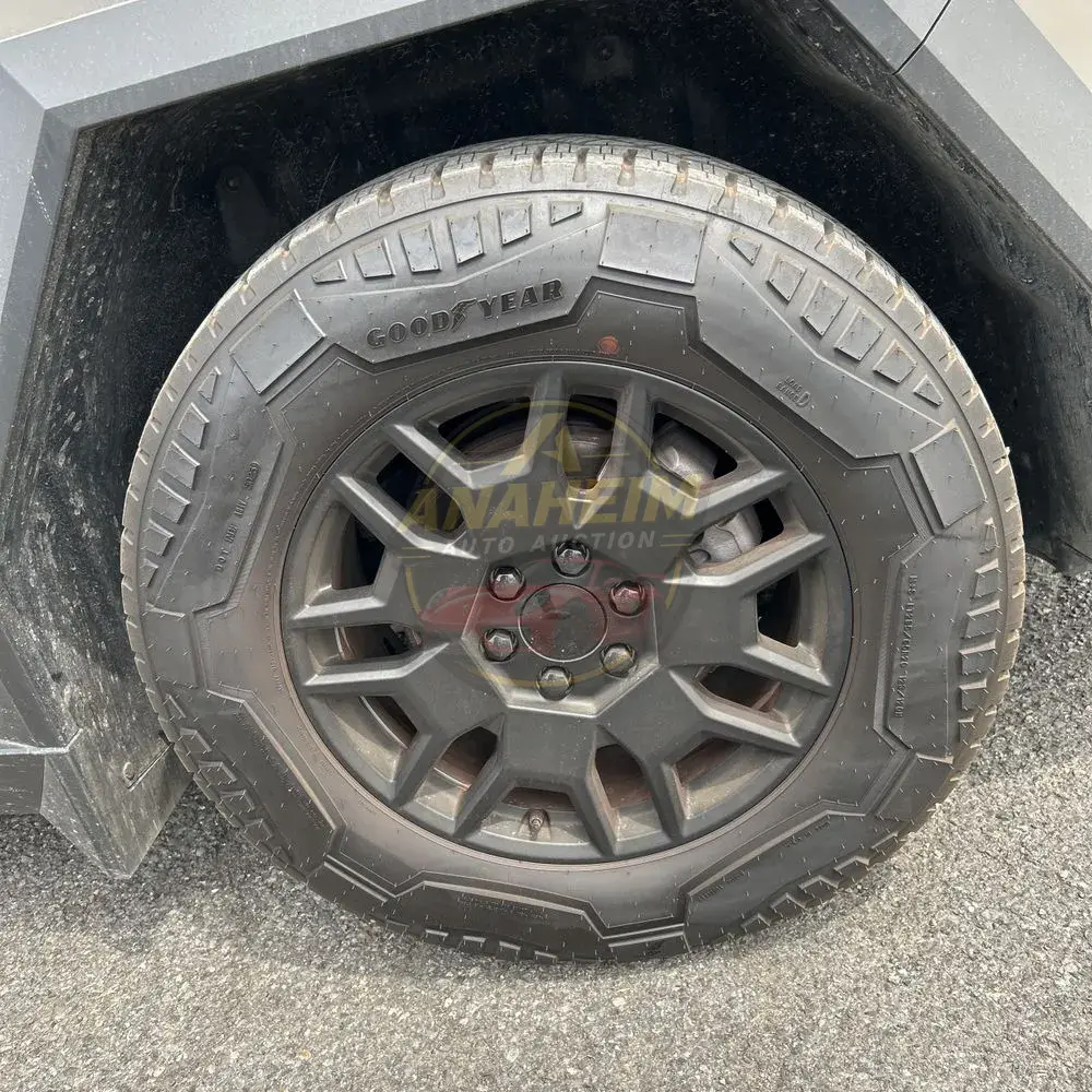 2024 Tesla Cybertruck Base