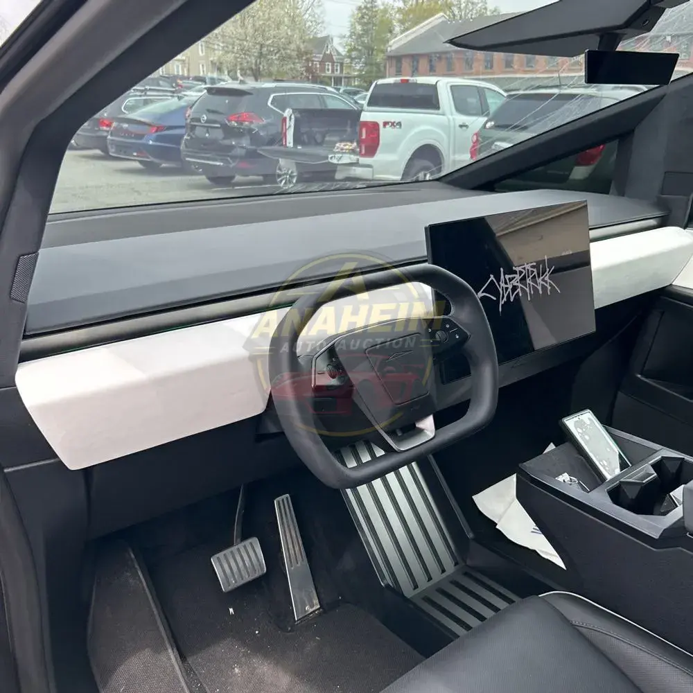 2024 Tesla Cybertruck Base