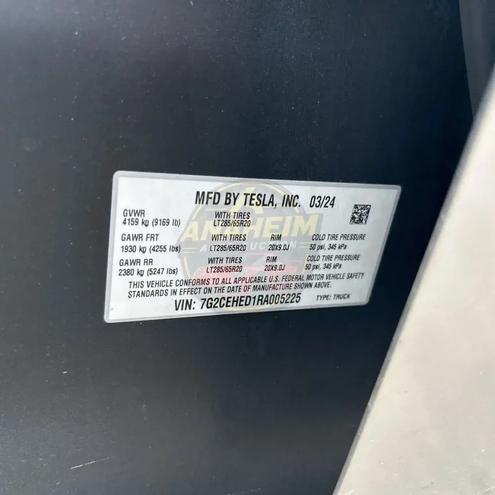 2024 Tesla Cybertruck Base