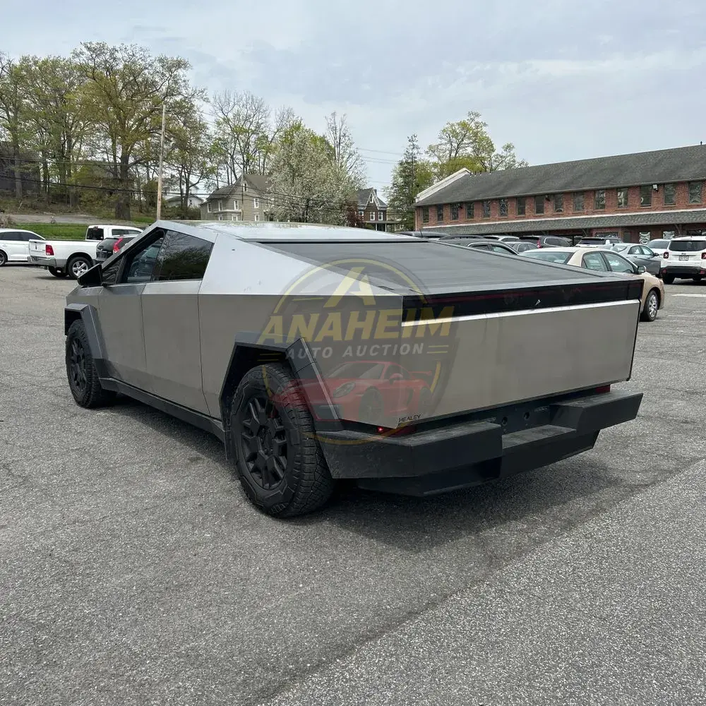2024 Tesla Cybertruck Base