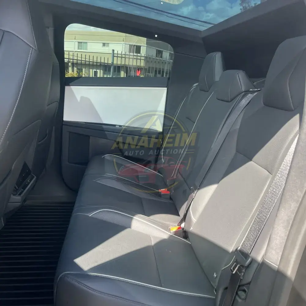 2024 Tesla Cybertruck Base