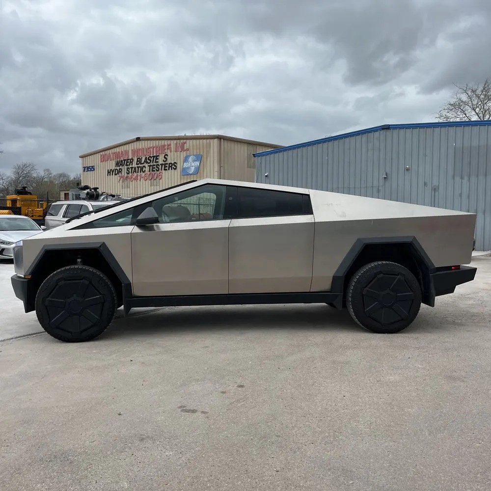 2024 Tesla Cybertruck Base