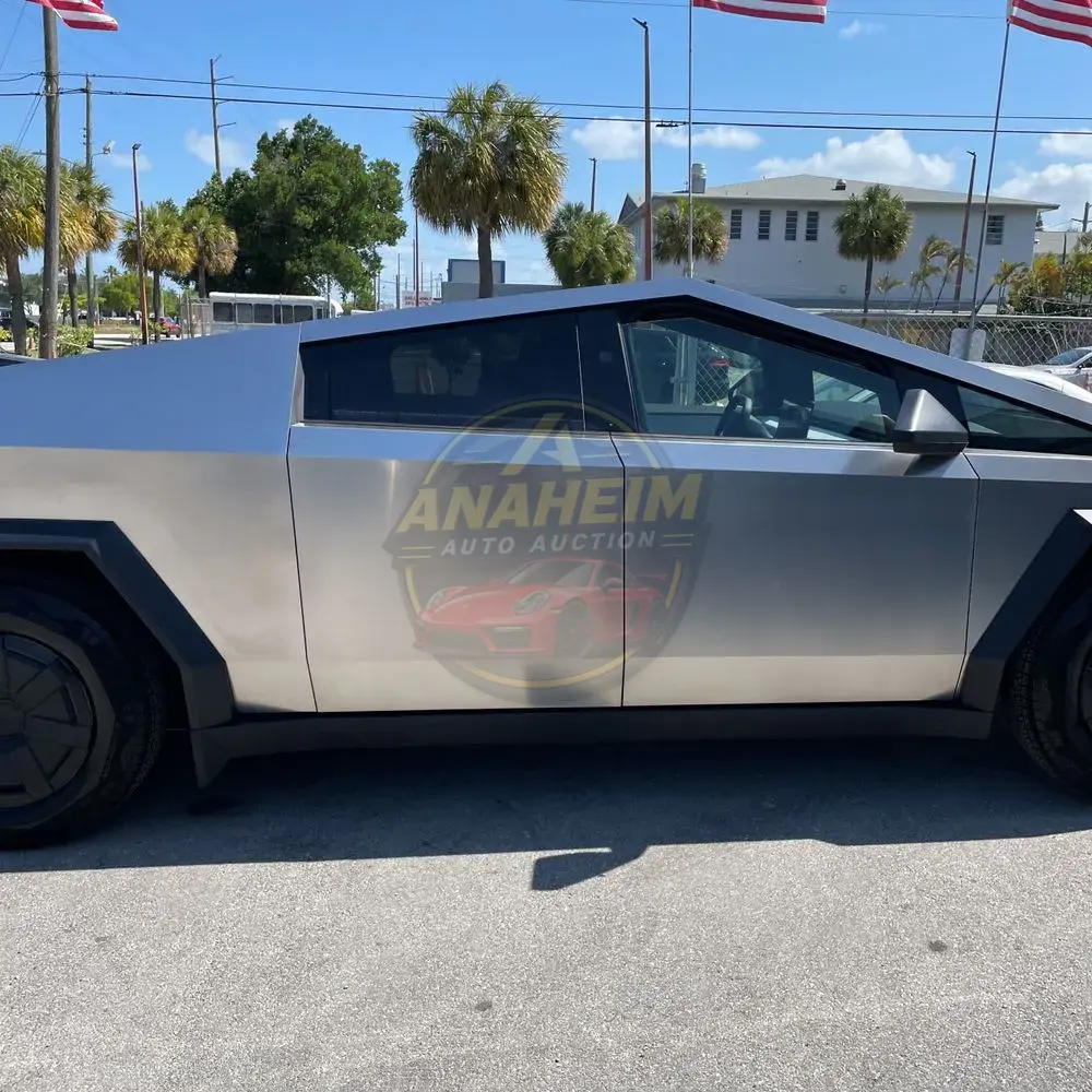 2024 Tesla Cybertruck Base