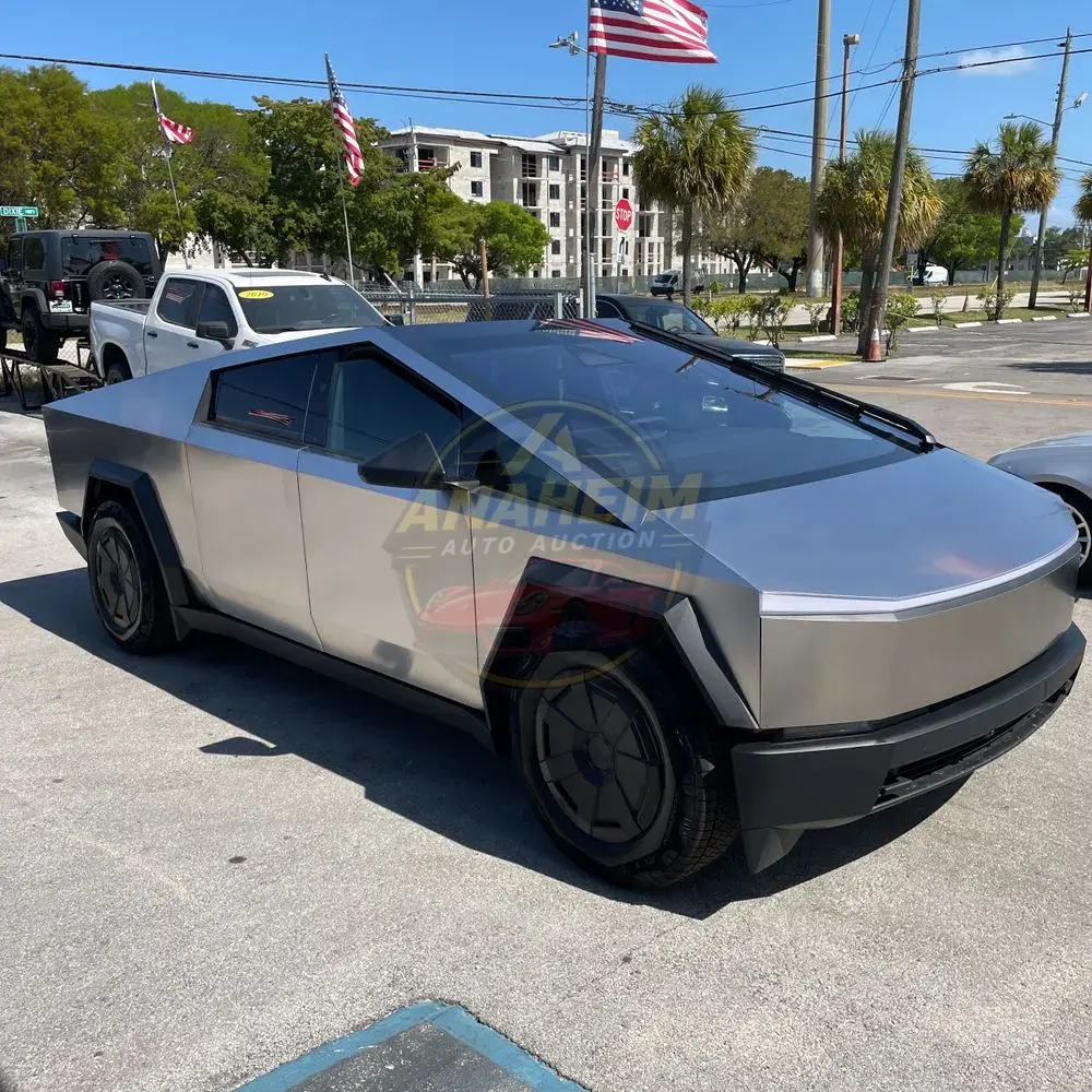 2024 Tesla Cybertruck Base