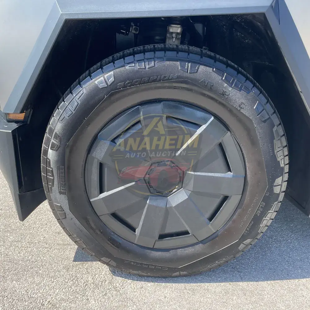 2024 Tesla Cybertruck Base