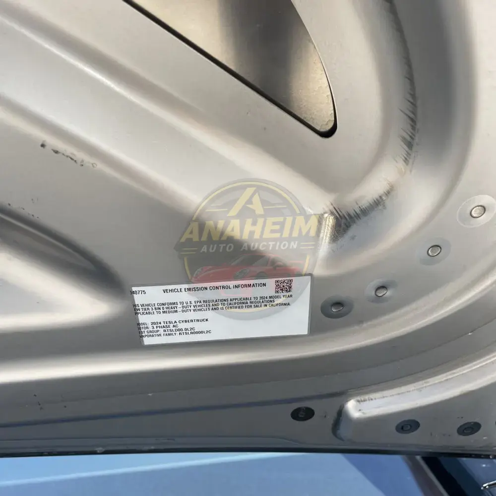 2024 Tesla Cybertruck Base