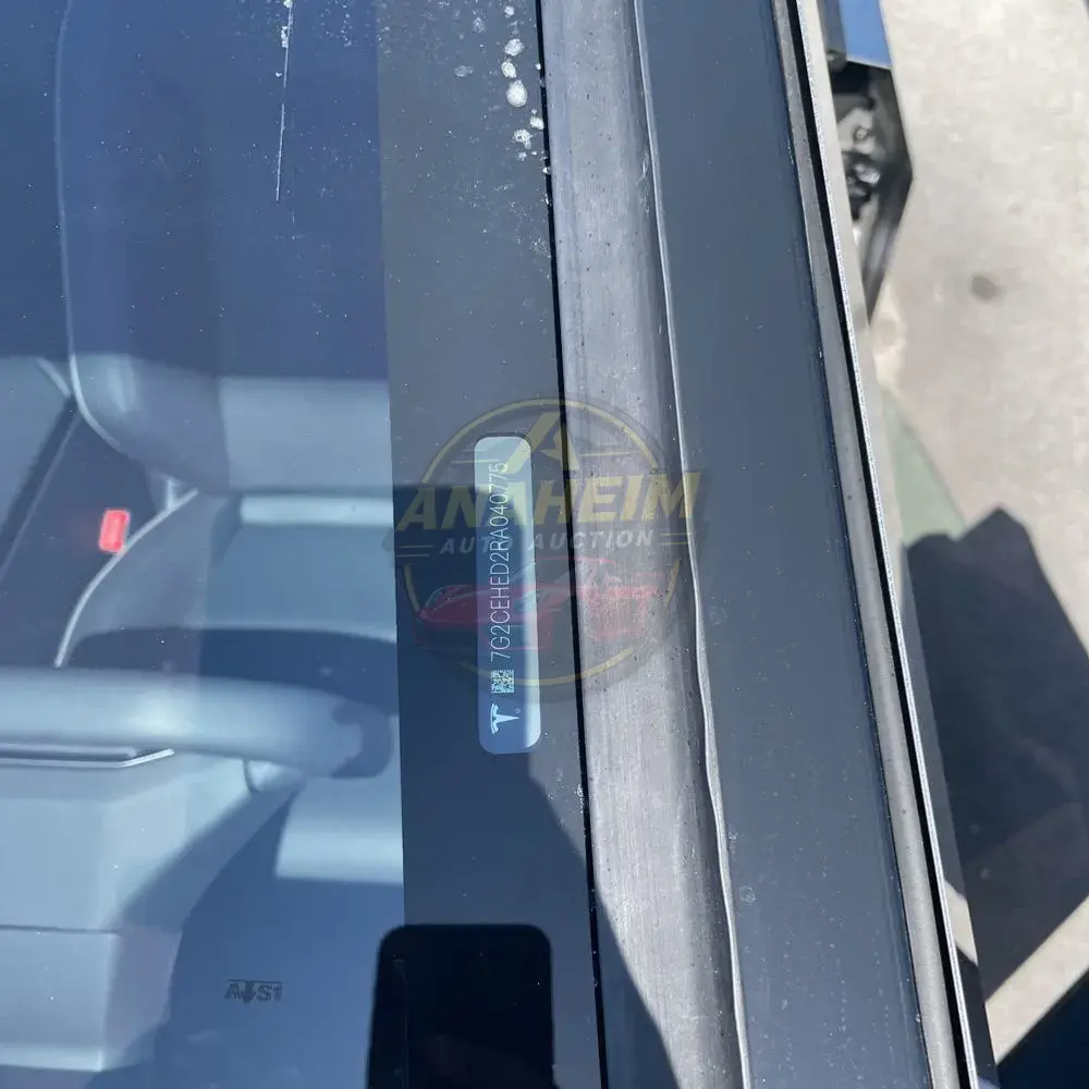 2024 Tesla Cybertruck Base