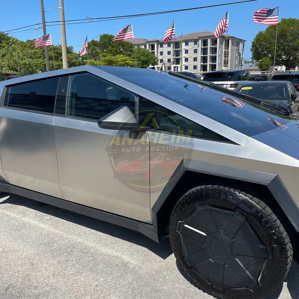 2024 Tesla Cybertruck Base