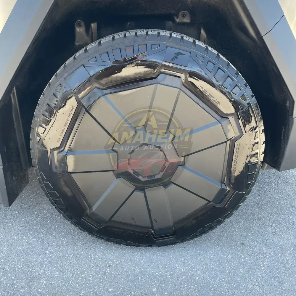 2024 Tesla Cybertruck Base