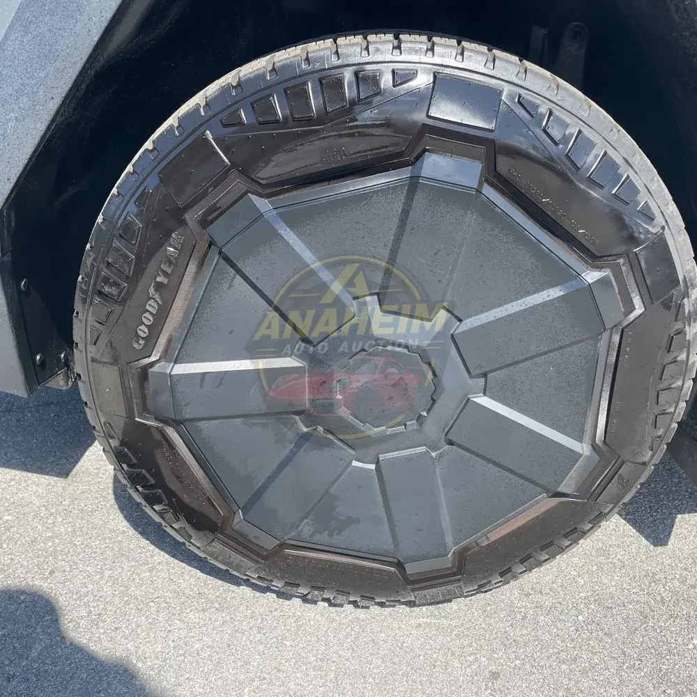 2024 Tesla Cybertruck Base