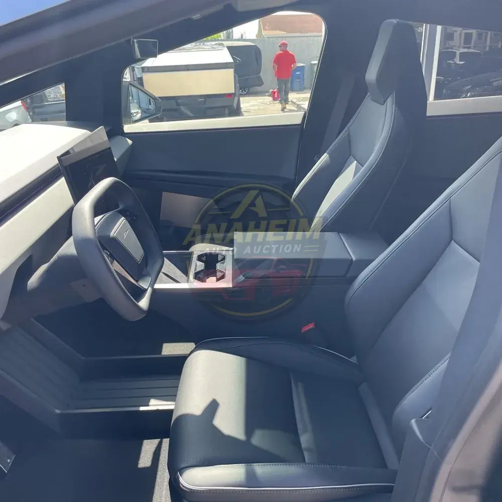 2024 Tesla Cybertruck Base