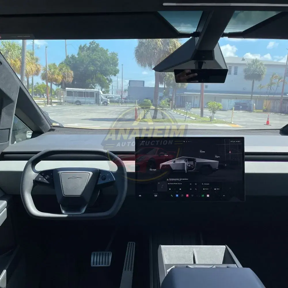 2024 Tesla Cybertruck Base