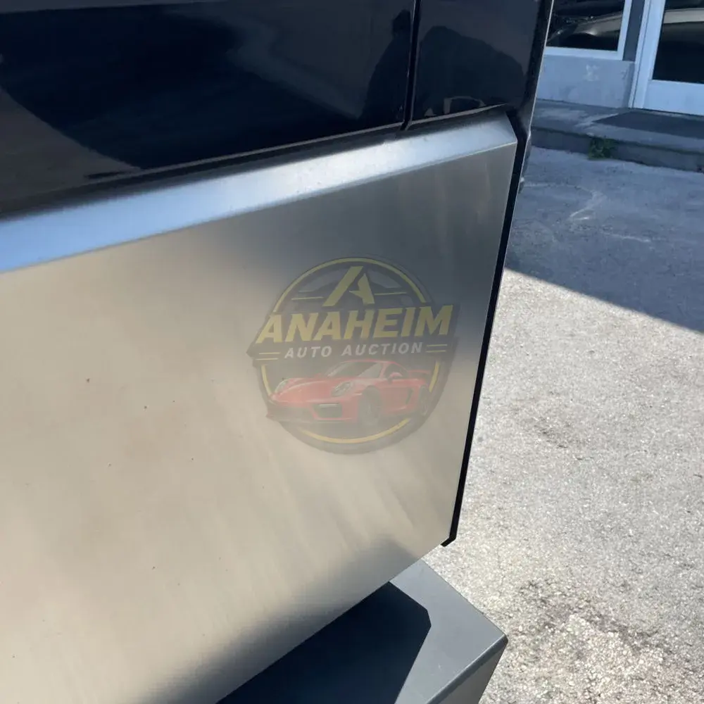 2024 Tesla Cybertruck Base