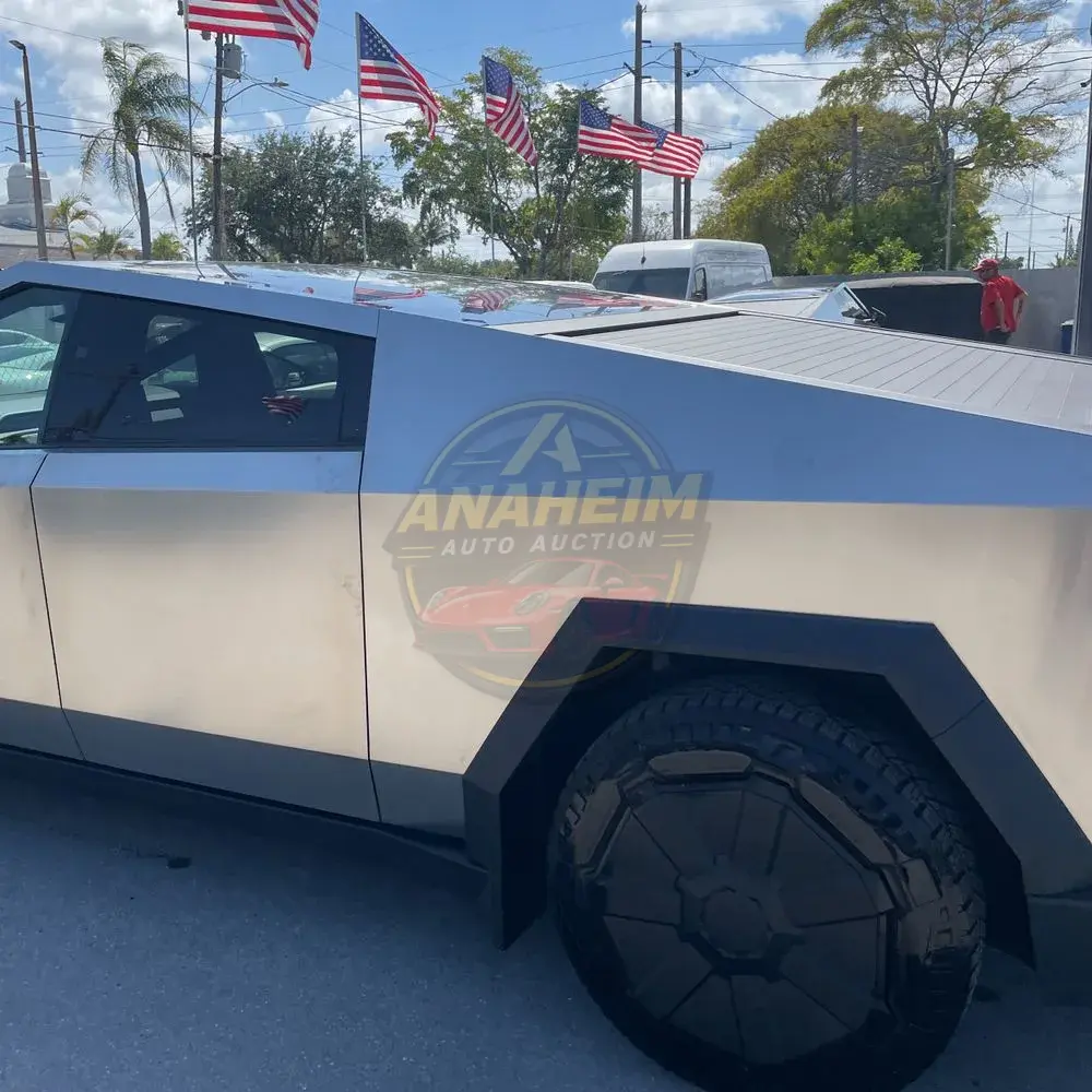 2024 Tesla Cybertruck Base