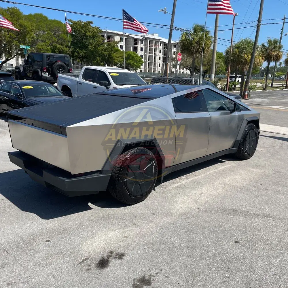 2024 Tesla Cybertruck Base