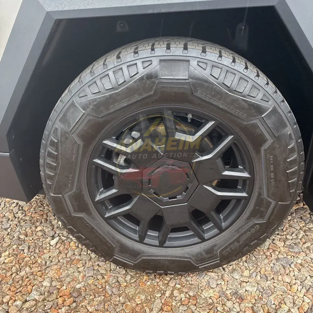2024 Tesla Cybertruck Base