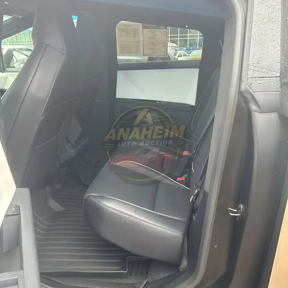 2024 Tesla Cybertruck Base