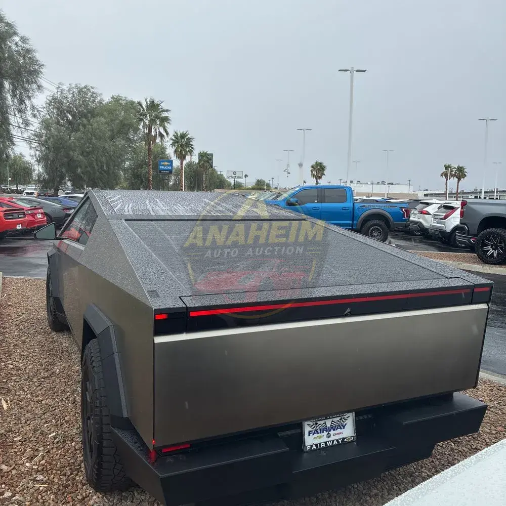 2024 Tesla Cybertruck Base