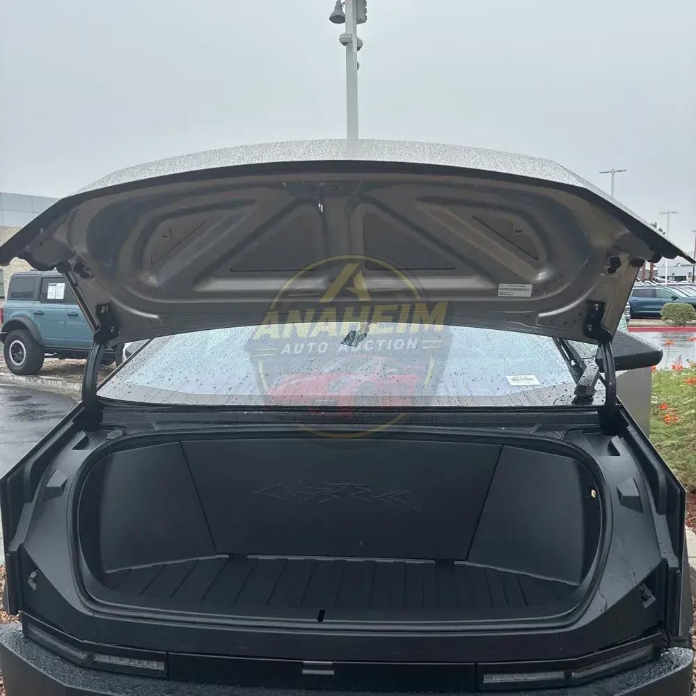 2024 Tesla Cybertruck Base