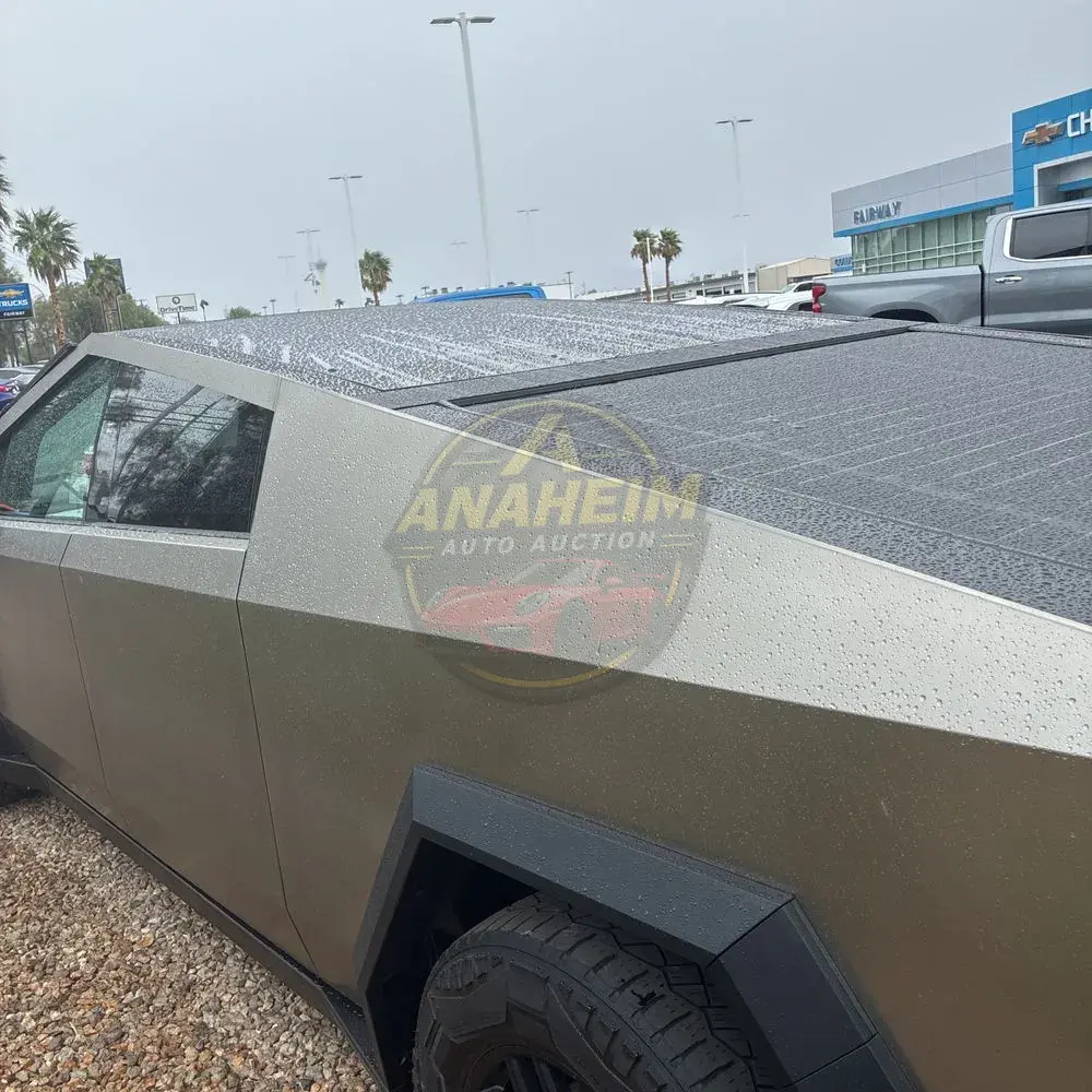 2024 Tesla Cybertruck Base