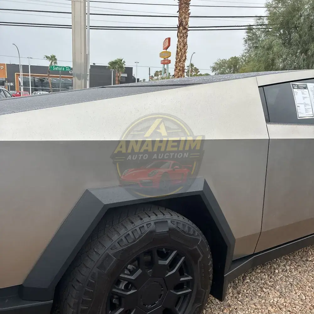 2024 Tesla Cybertruck Base