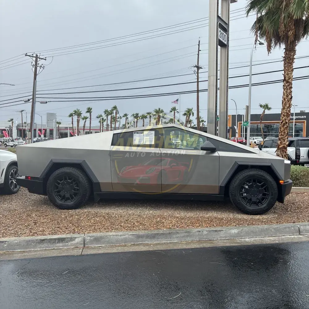 2024 Tesla Cybertruck Base