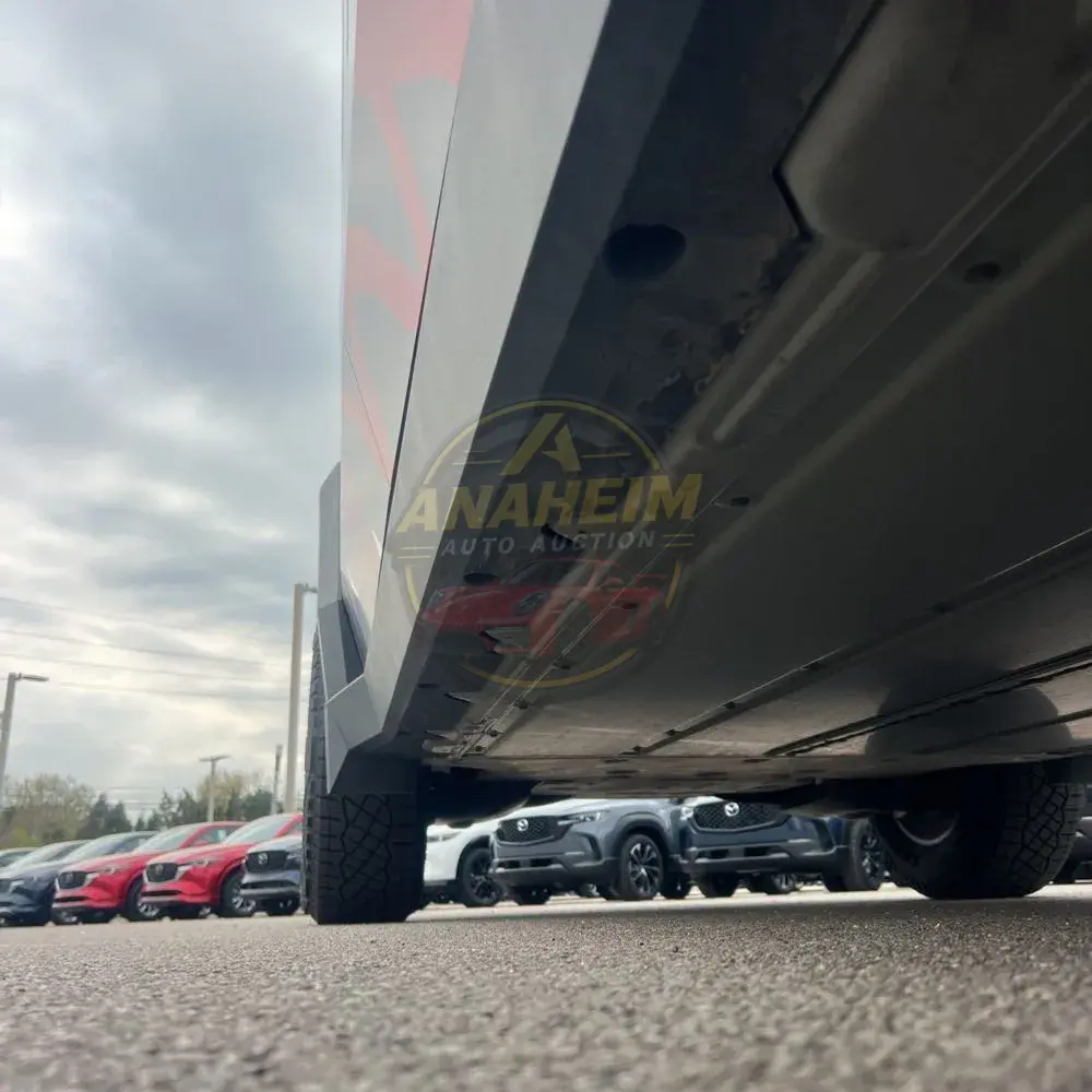 2024 Tesla Cybertruck Base