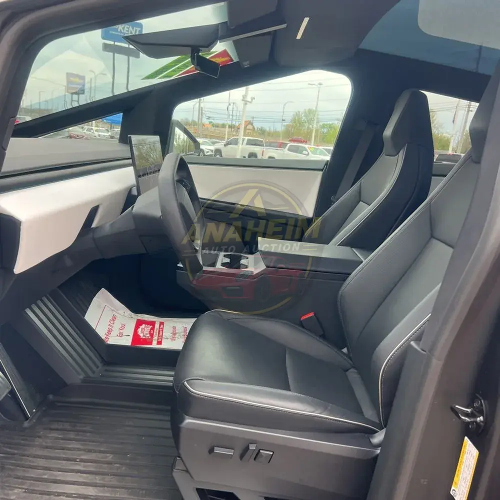 2024 Tesla Cybertruck Base