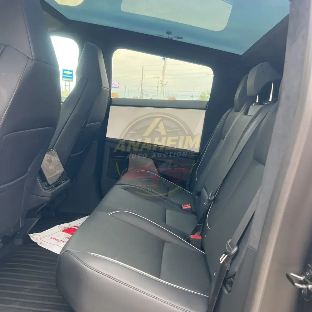 2024 Tesla Cybertruck Base