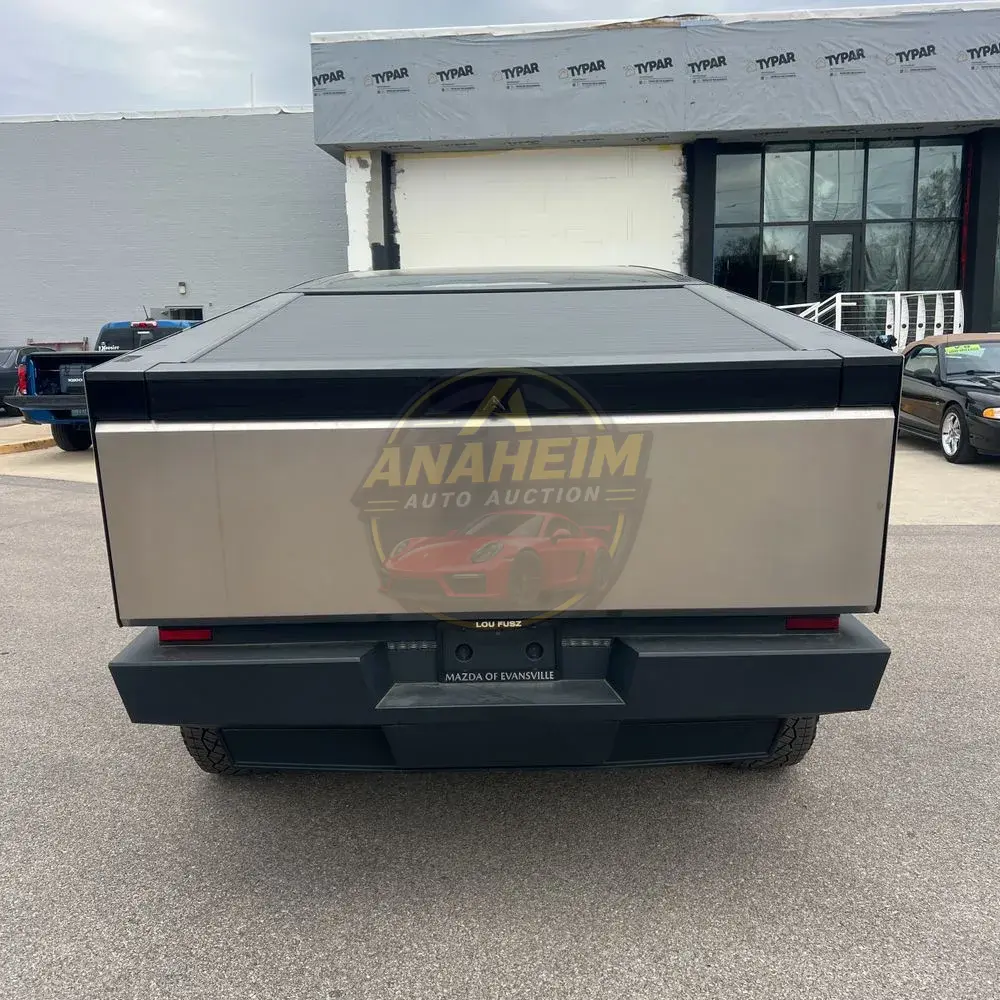 2024 Tesla Cybertruck Base
