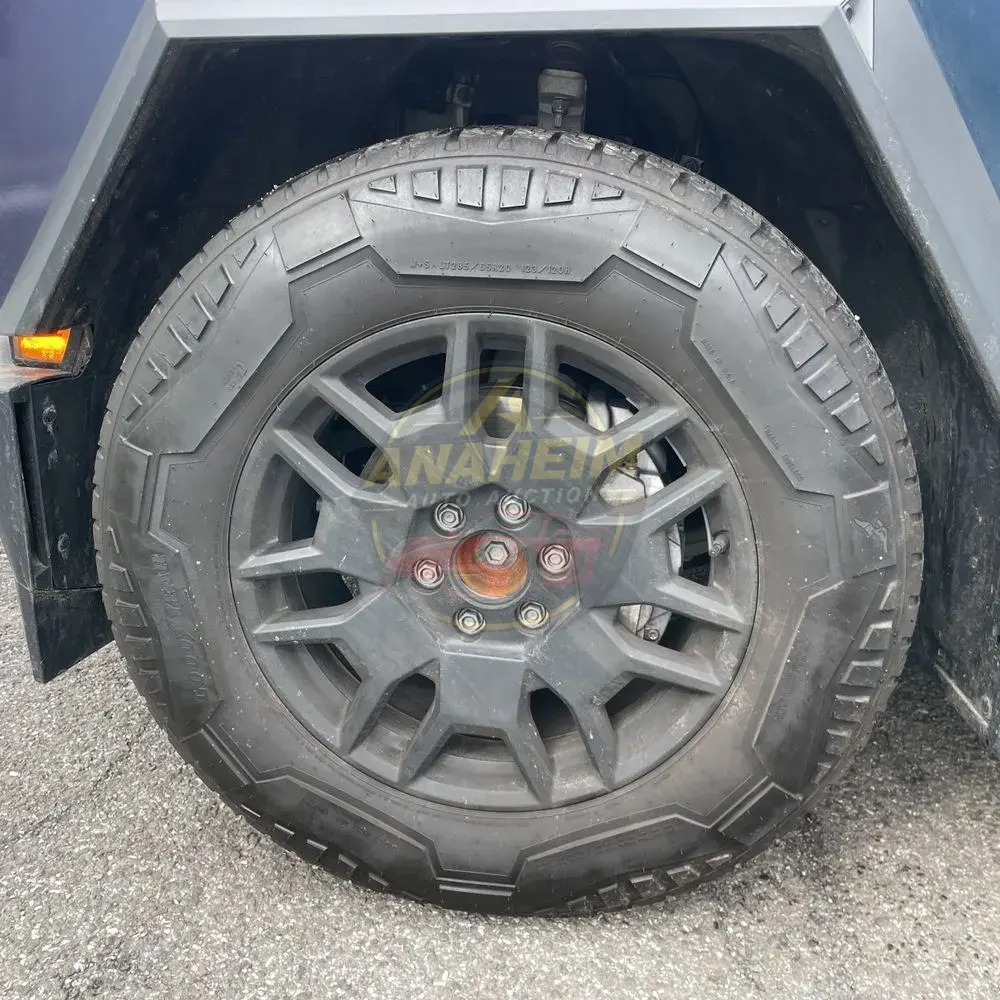 2024 Tesla Cybertruck Base