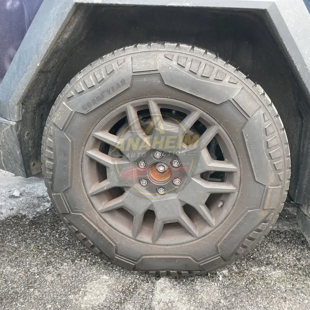 2024 Tesla Cybertruck Base