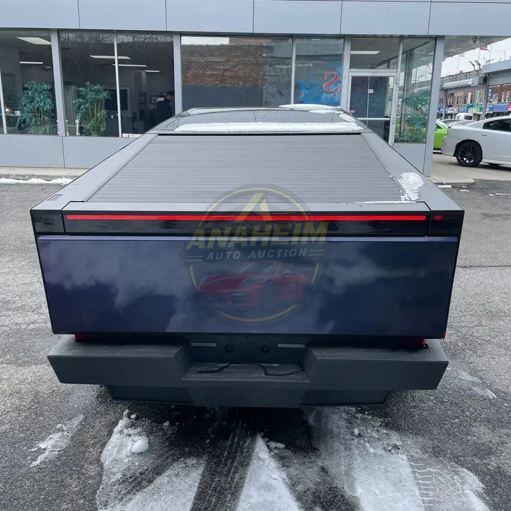 2024 Tesla Cybertruck Base