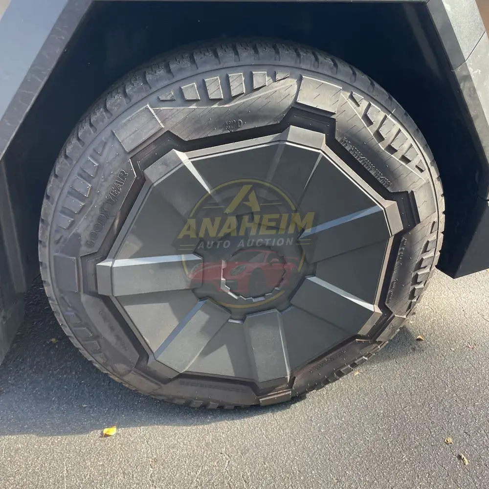 2024 Tesla Cybertruck Base