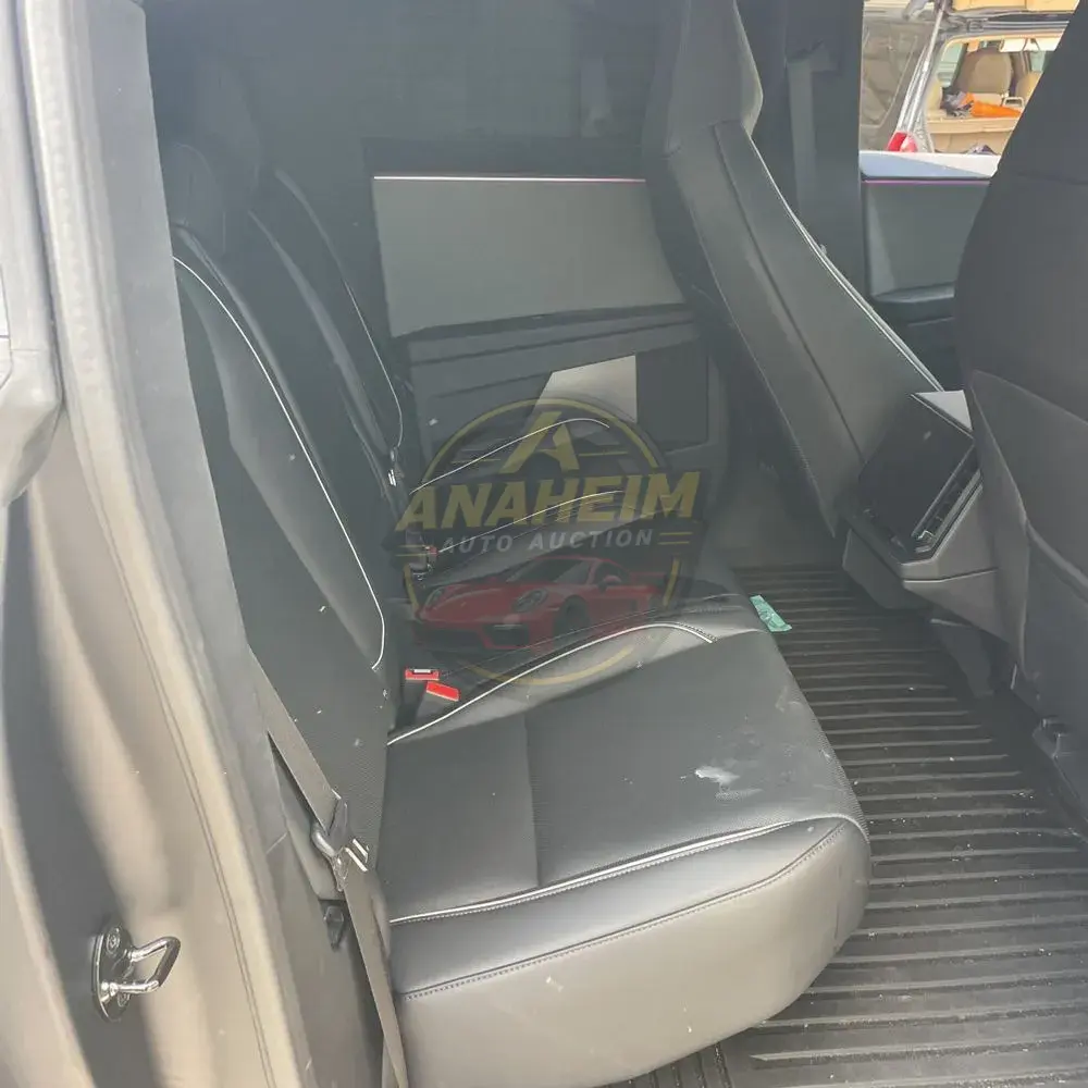 2024 Tesla Cybertruck Base
