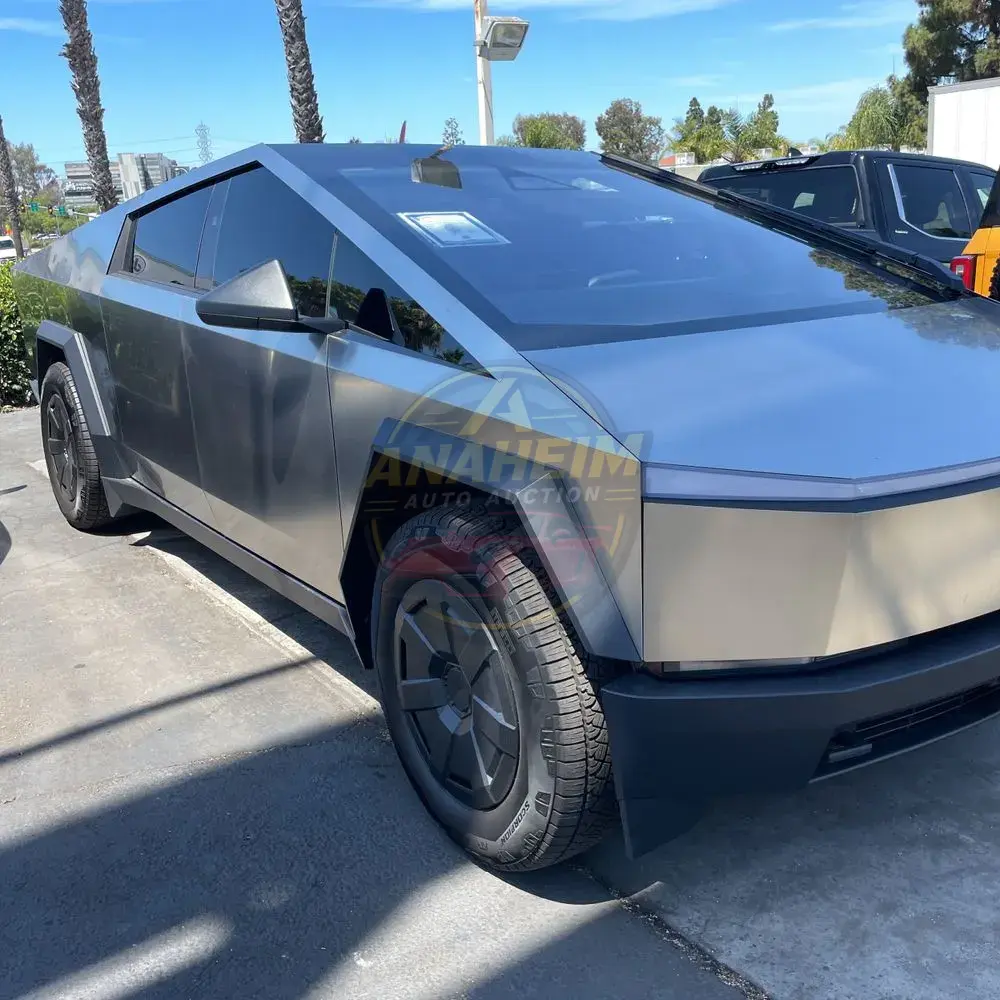 2024 Tesla Cybertruck Base