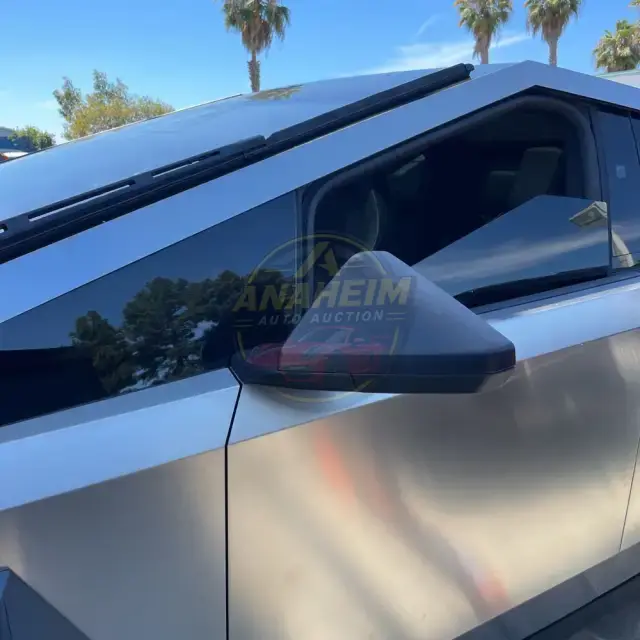 2024 Tesla Cybertruck Base