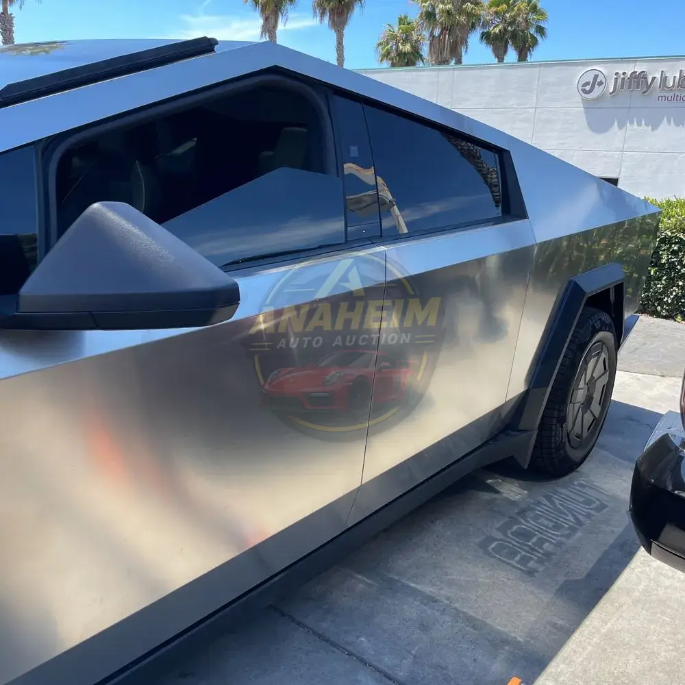 2024 Tesla Cybertruck Base