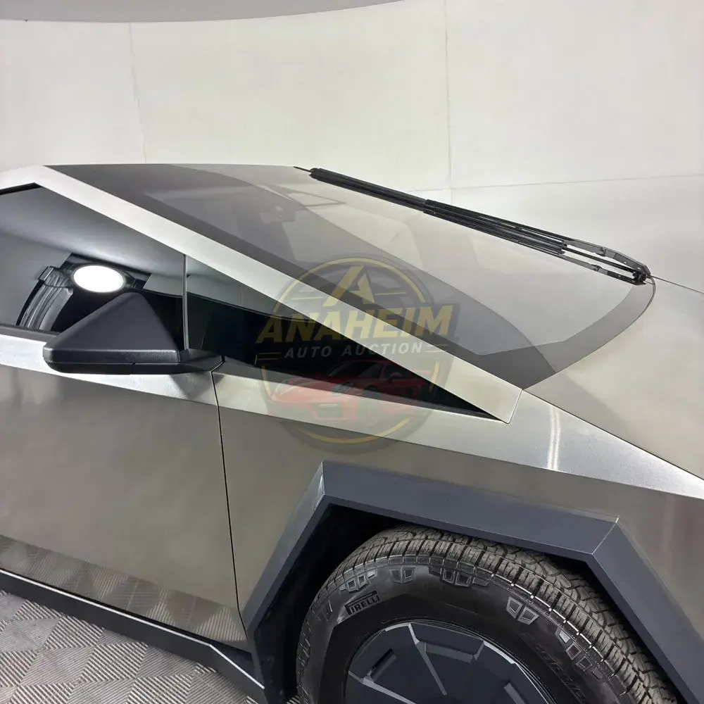 2025 Tesla Cybertruck Base