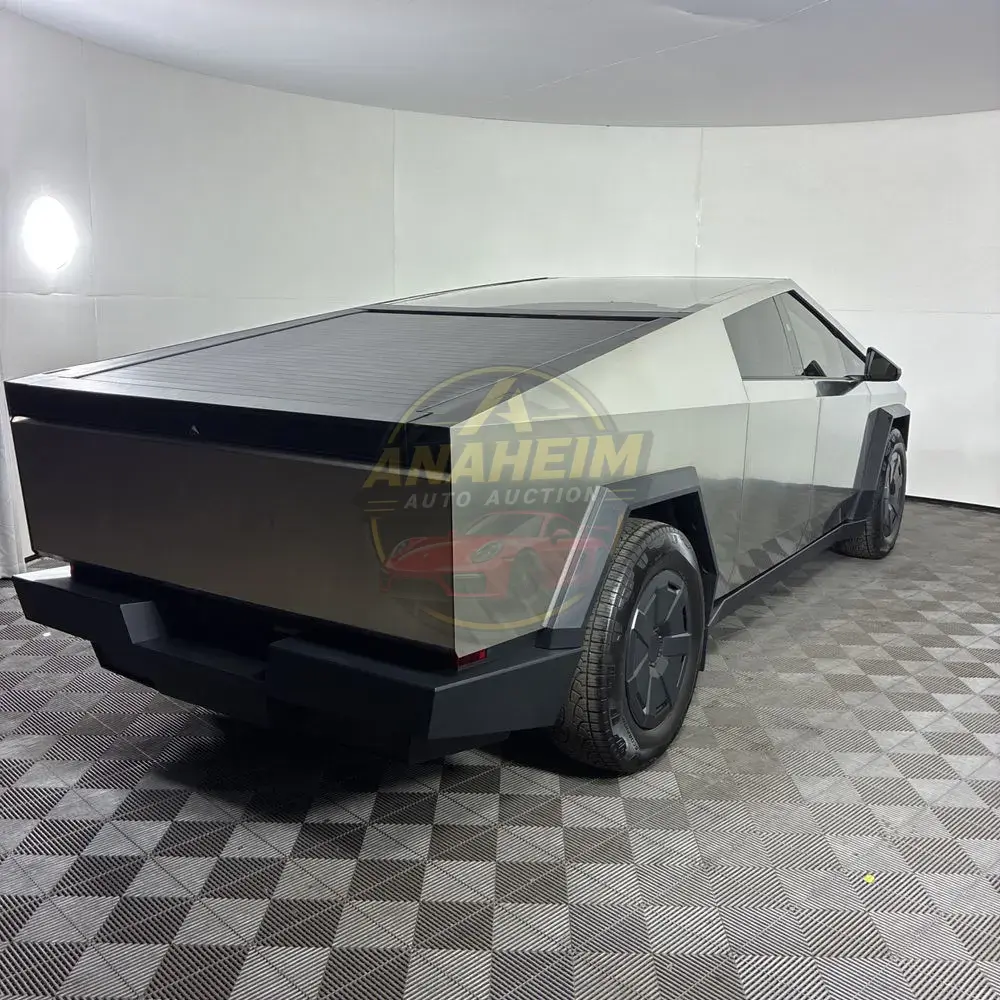 2025 Tesla Cybertruck Base